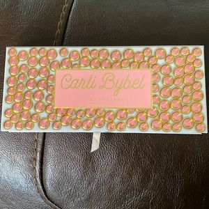 Carli Bybel Pallet